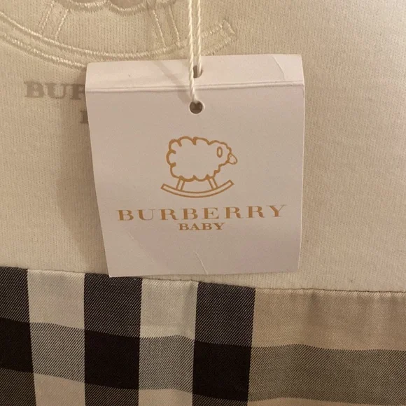 Burberry Baby Sleep Nest